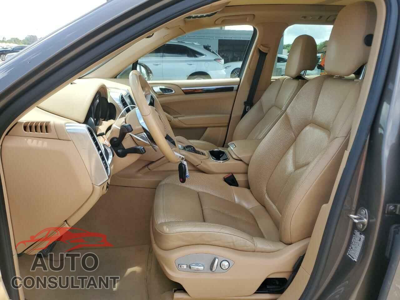 PORSCHE CAYENNE 2016 - WP1AA2A22GKA11334