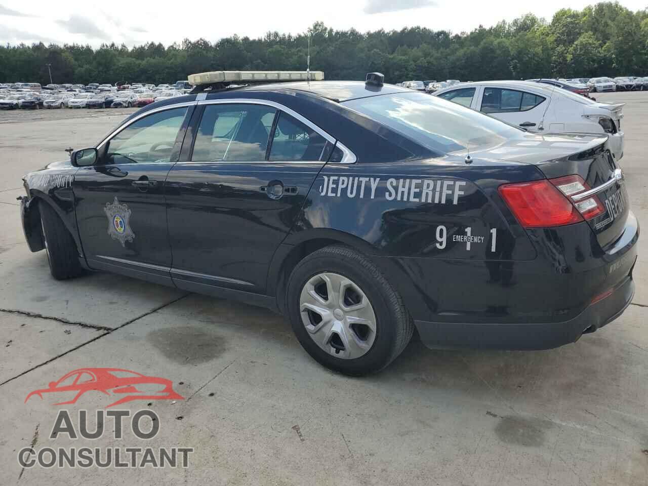 FORD TAURUS 2018 - 1FAHP2MK6JG123886