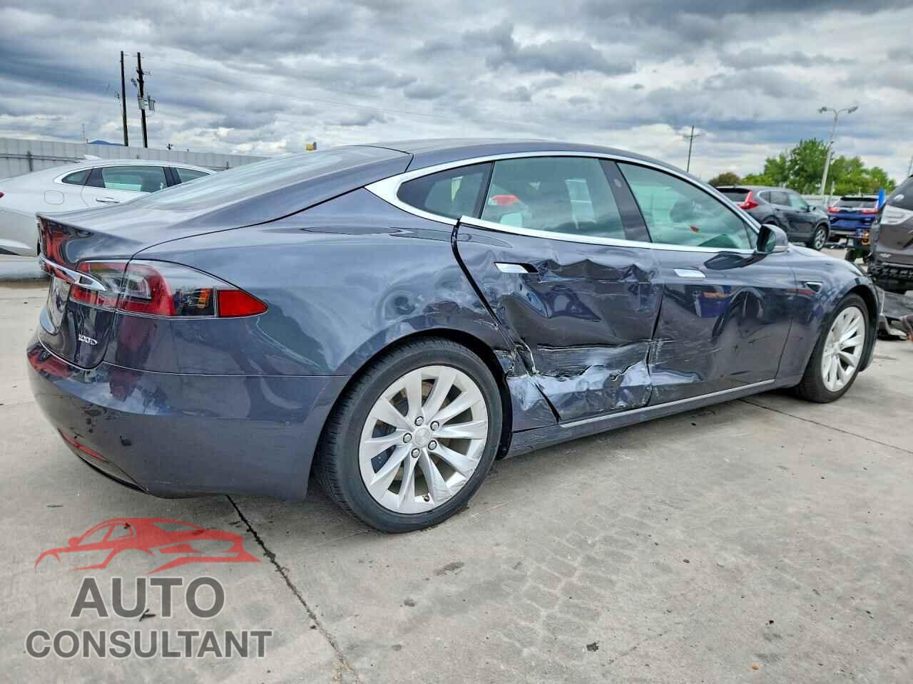 TESLA MODEL S 2017 - 5YJSA1E23HF188967