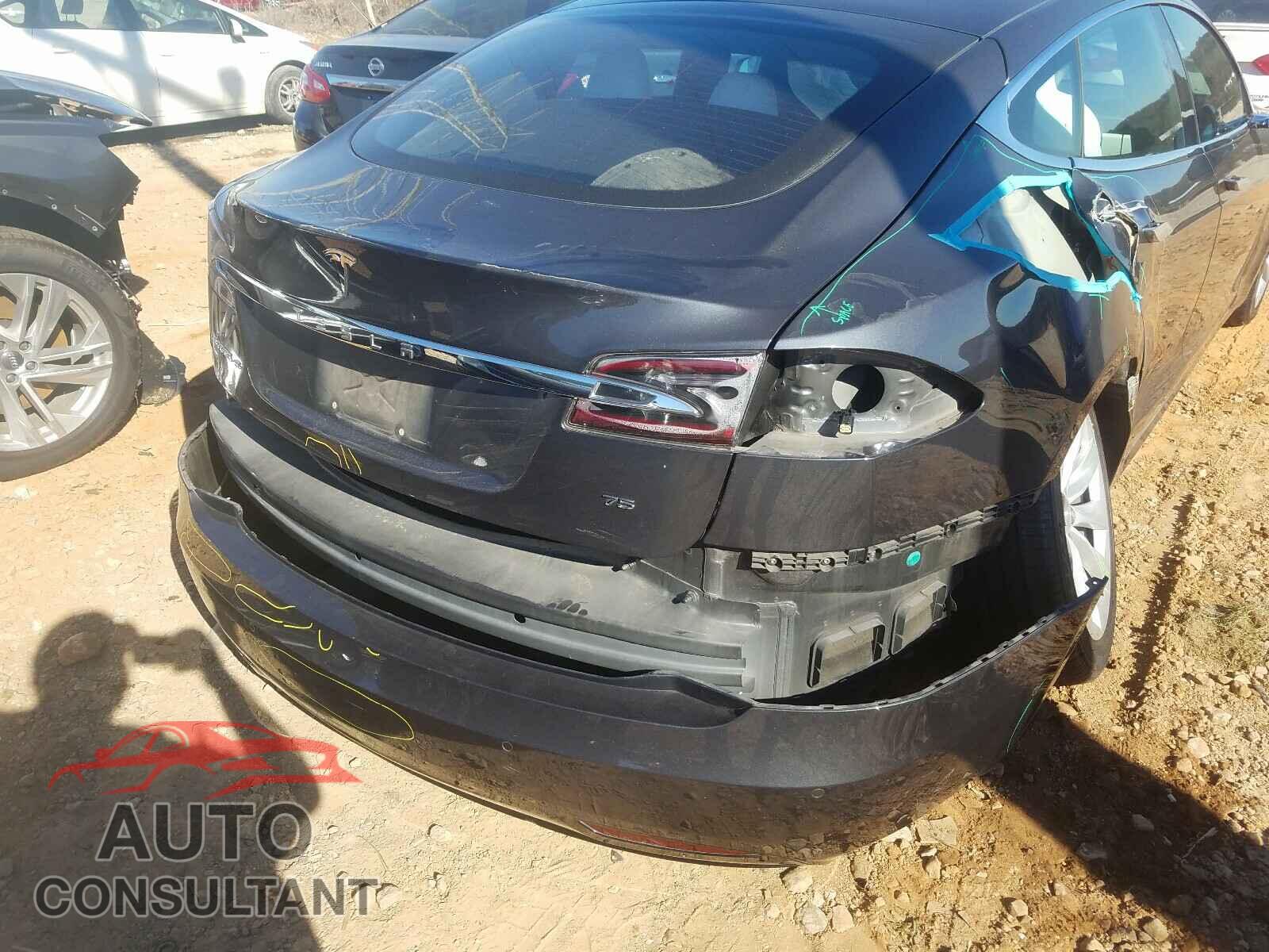 TESLA MODEL S 2017 - 5YJSA1E17HF203087