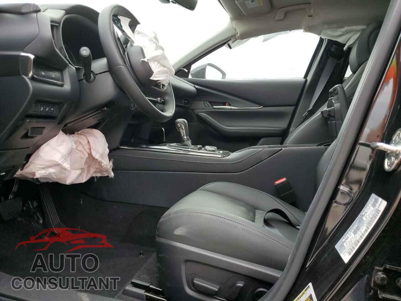 MAZDA CX30 2024 - 3MVDMBCM2RM656497