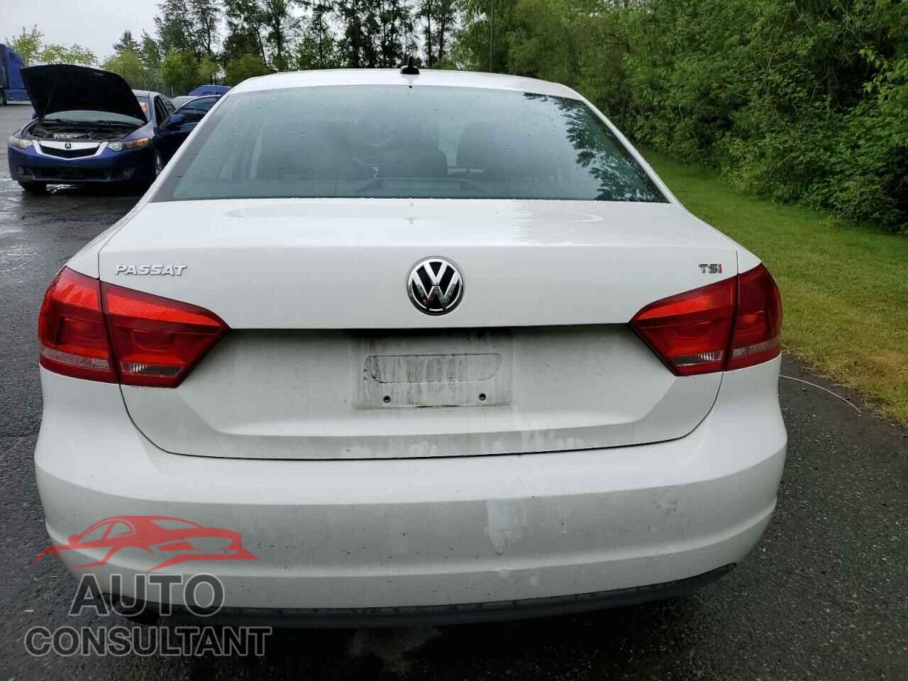 VOLKSWAGEN PASSAT 2015 - 1VWAT7A37FC042294