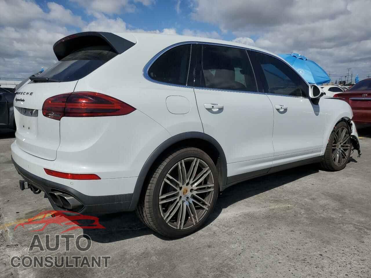 PORSCHE CAYENNE 2015 - WP1AC2A29FLA80542
