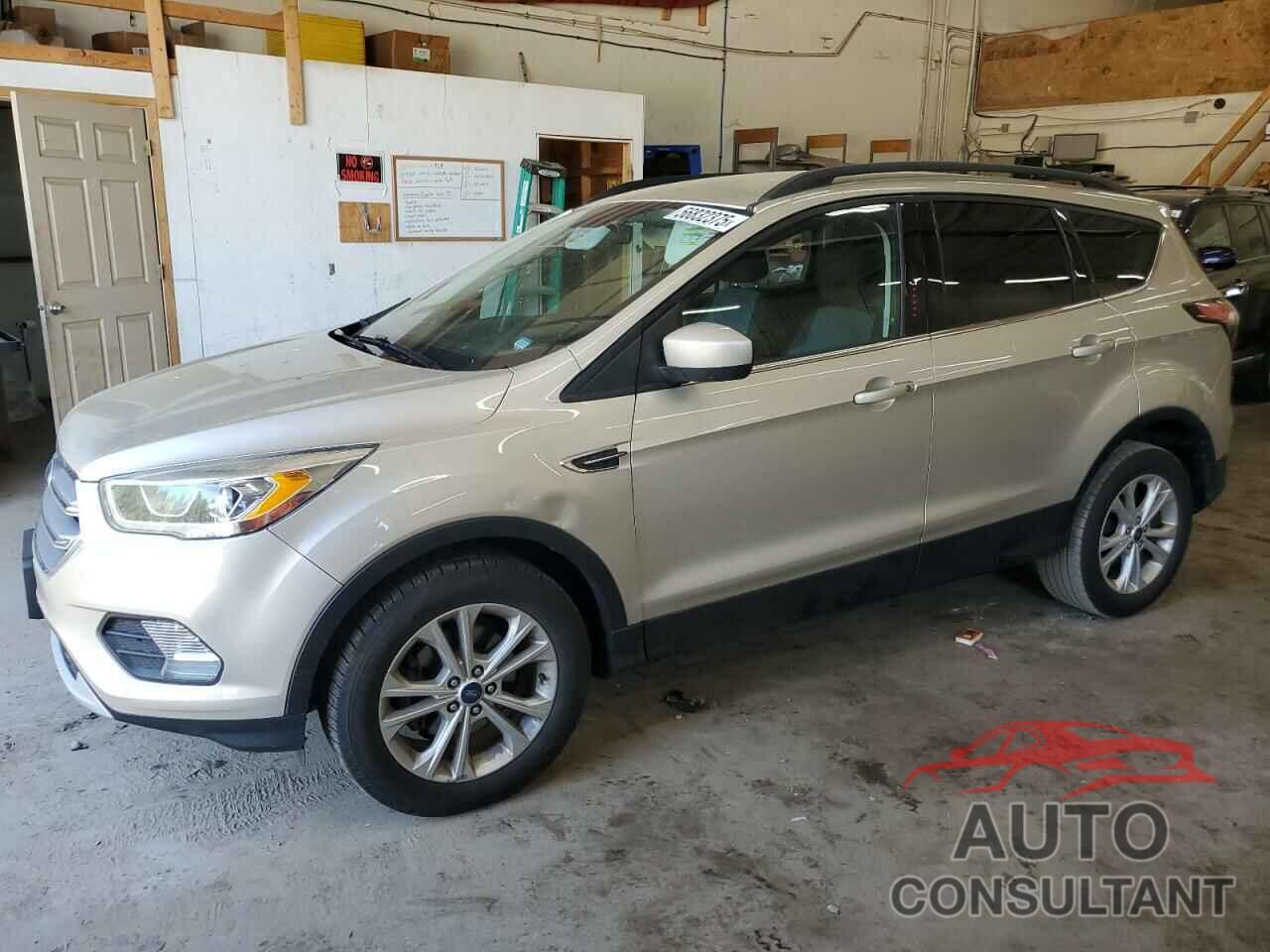 FORD ESCAPE 2017 - 1FMCU0GD3HUD83376