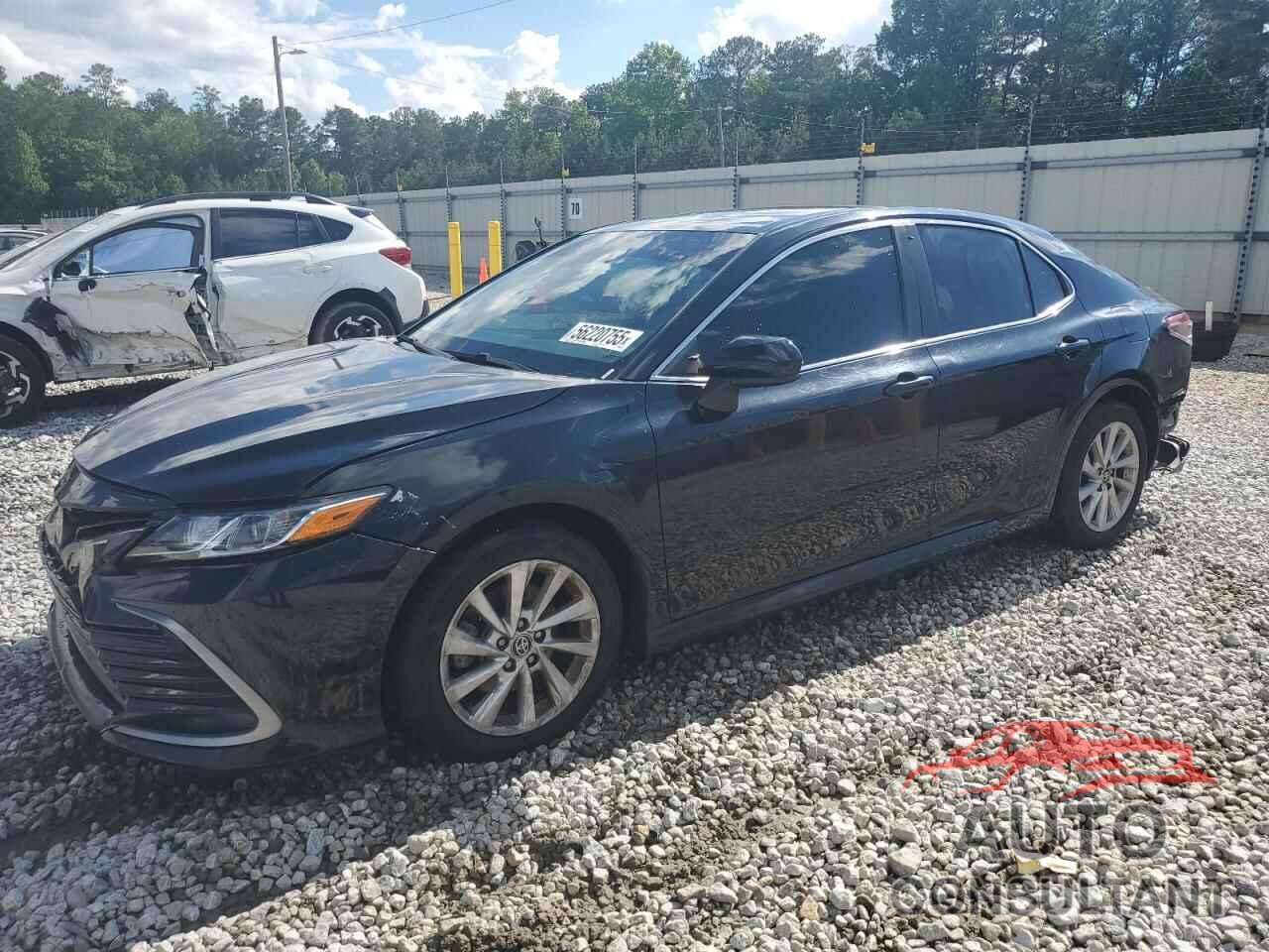 TOYOTA CAMRY 2021 - 4T1C11AK3MU430616
