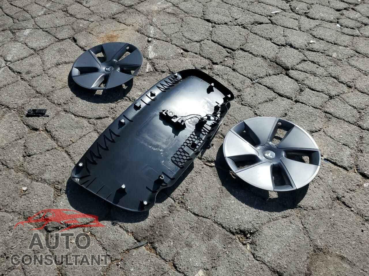 TESLA MODEL 3 2023 - 5YJ3E1EA7PF459530