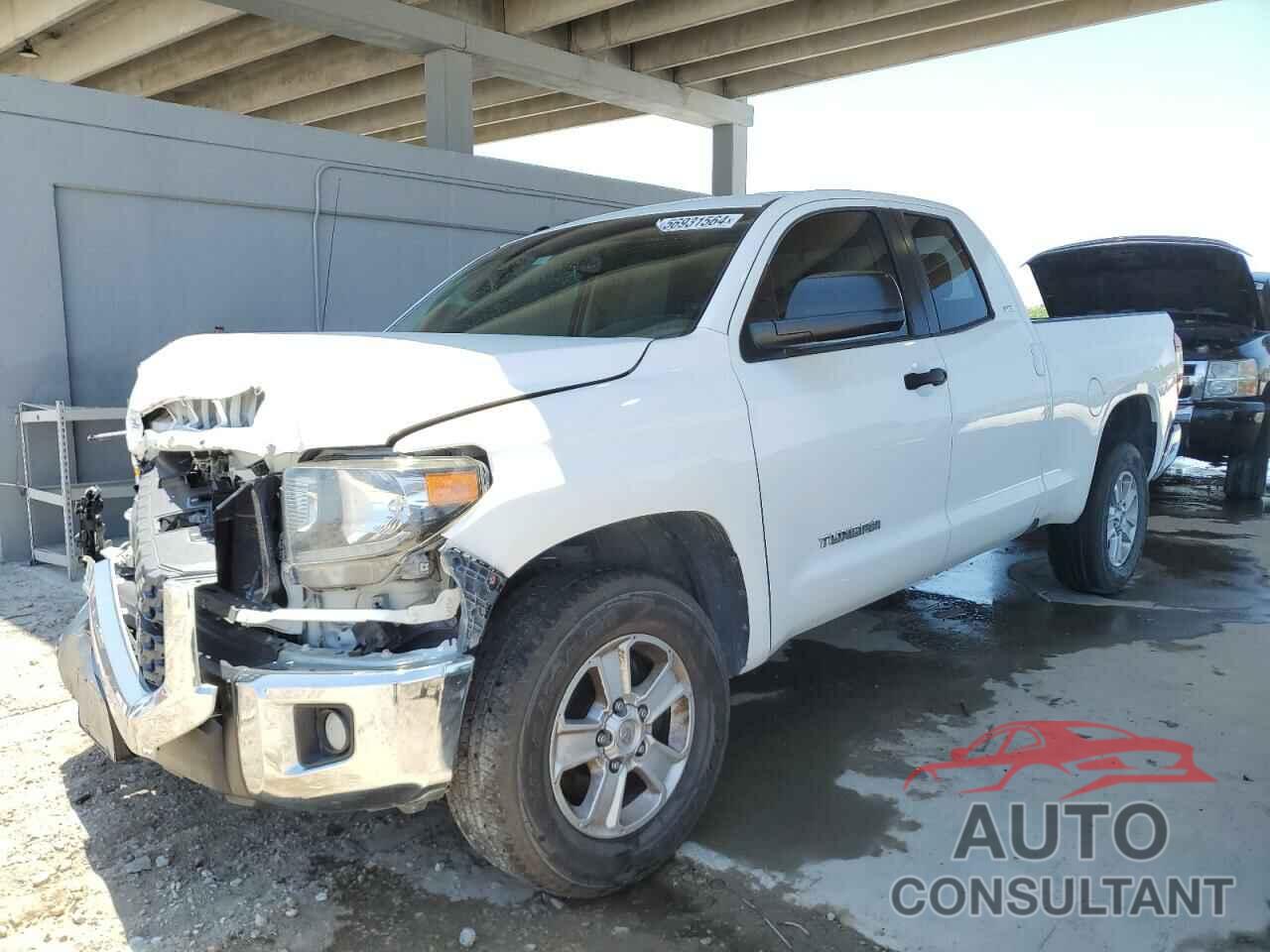 TOYOTA TUNDRA 2019 - 5TFRM5F15KX138006