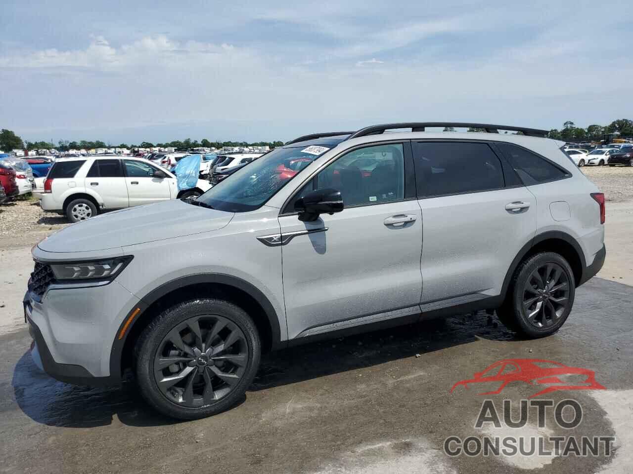 KIA SORENTO 2023 - 5XYRKDLF7PG227750