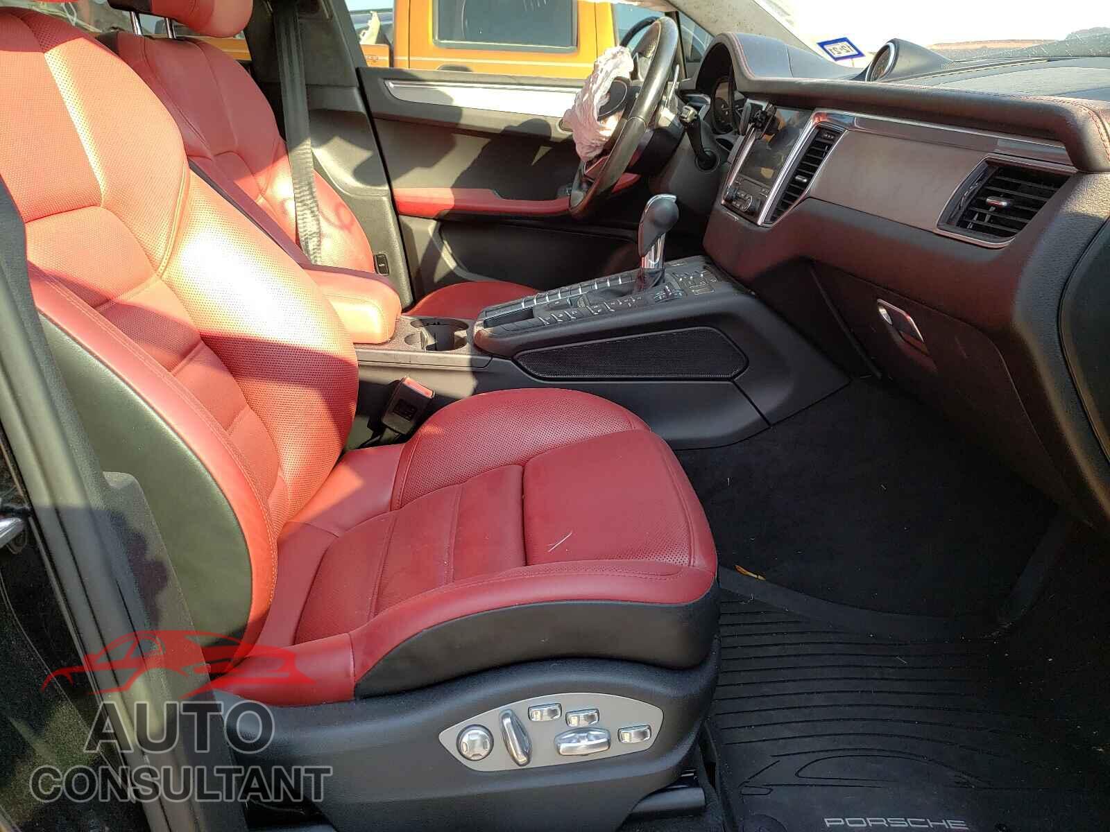 PORSCHE MACAN 2017 - WP1AF2A56HLB60661