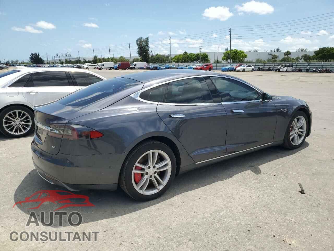 TESLA MODEL S 2014 - 5YJSA1S13EFP63432