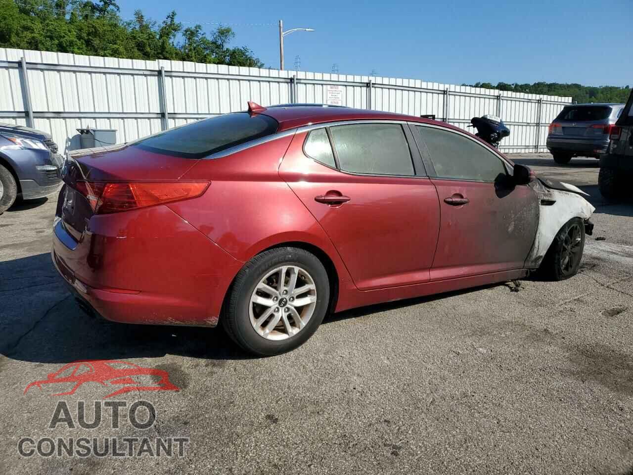KIA OPTIMA 2011 - KNAGM4A77B5098100