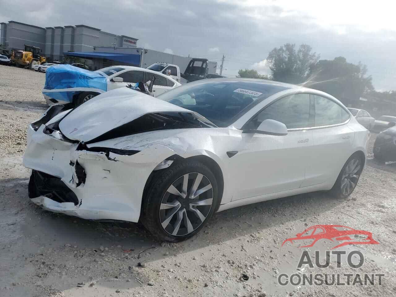 TESLA MODEL 3 2024 - 5YJ3E1EA5RF749073