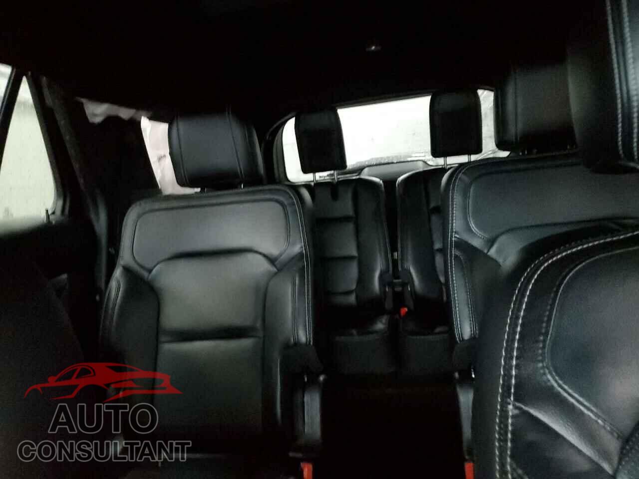 FORD EXPLORER 2017 - 1FM5K8F82HGC30066
