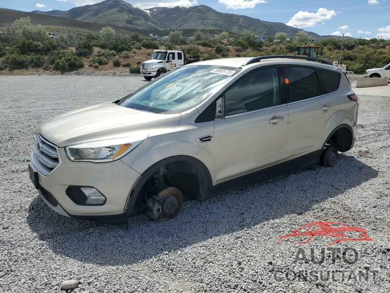 FORD ESCAPE 2018 - 1FMCU9GD0JUA37263