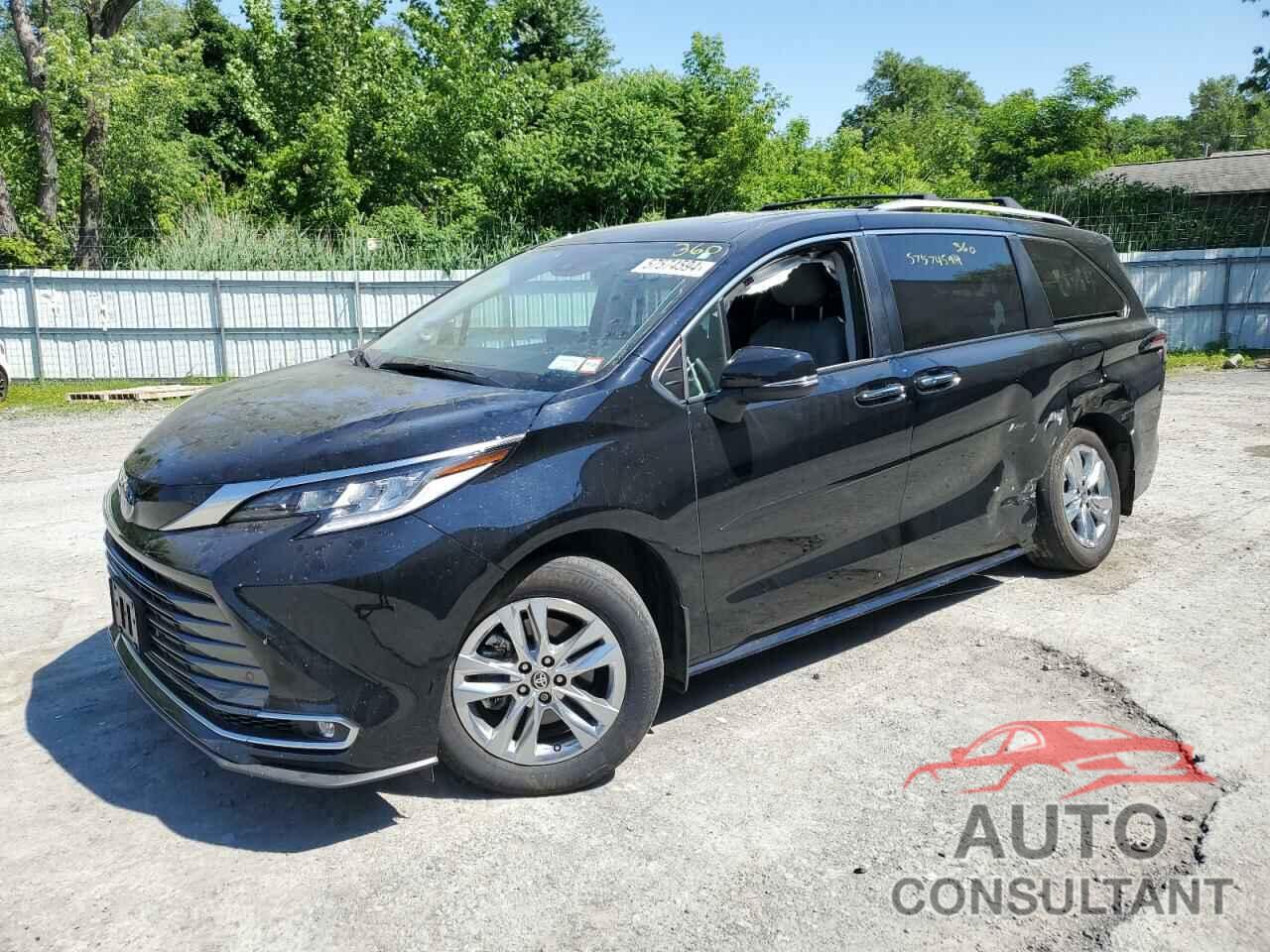 TOYOTA SIENNA 2022 - 5TDZSKFC4NS064982