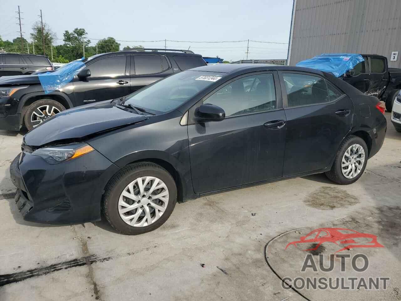 TOYOTA COROLLA 2018 - 2T1BURHEXJC984900
