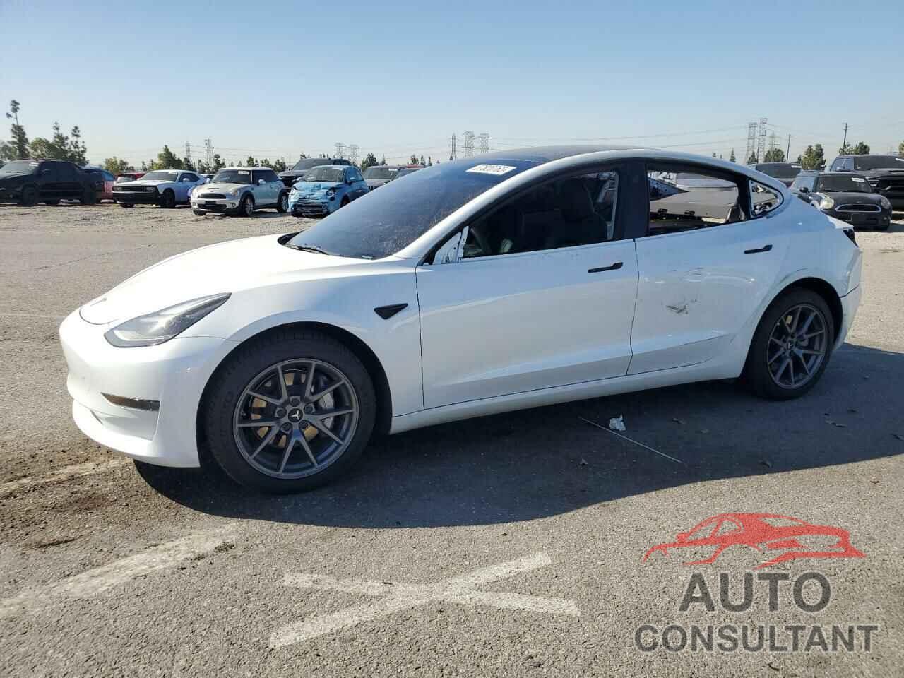 TESLA MODEL 3 2023 - 5YJ3E1EA0PF490179