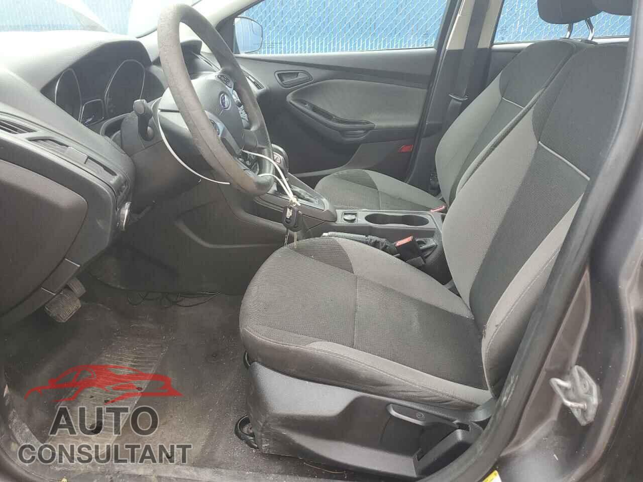 FORD FOCUS 2014 - 1FADP3E26EL273738