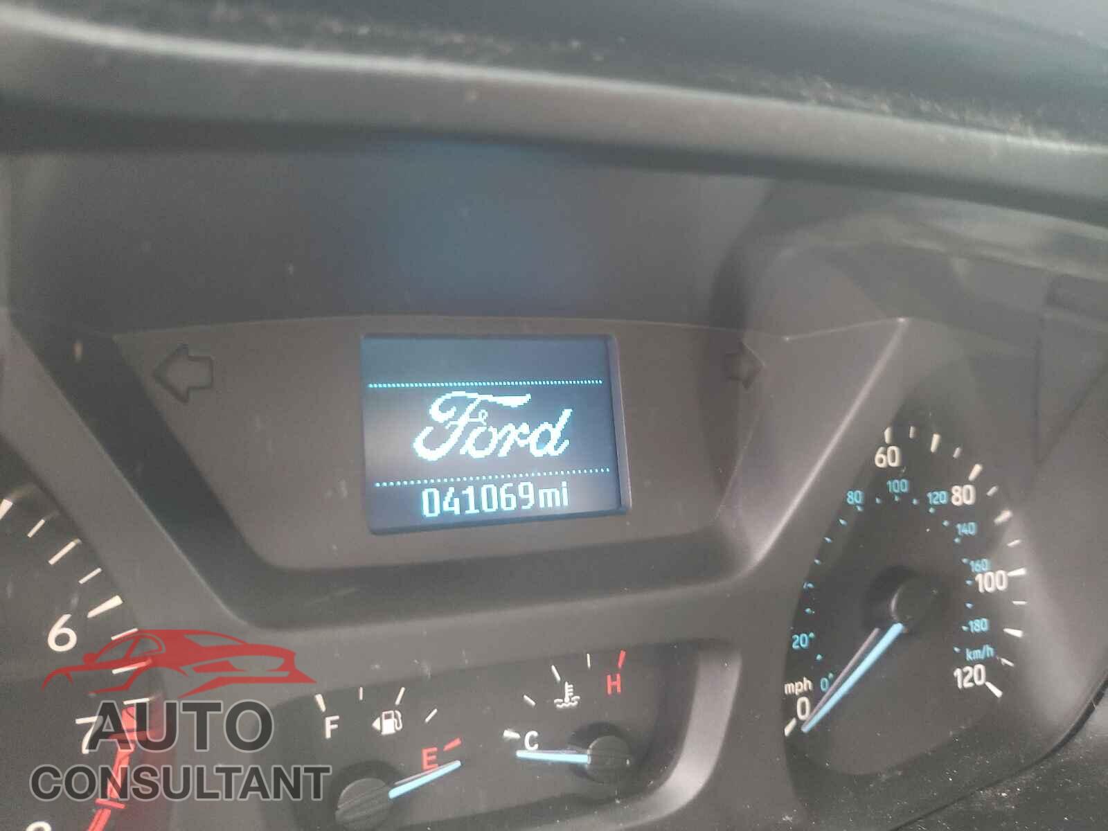 FORD TRANSIT CO 2017 - 1FTYE2YM7HKB55359