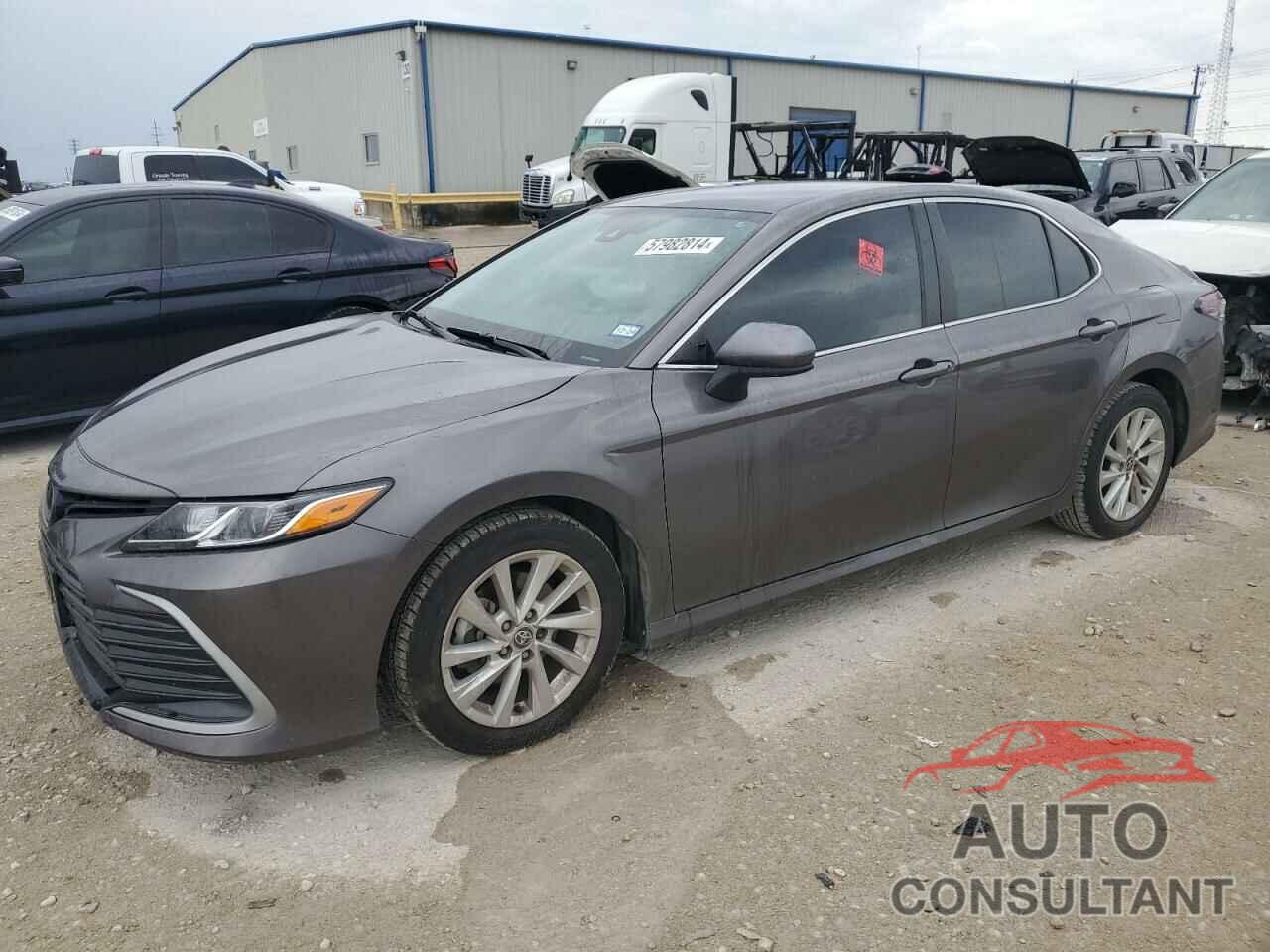 TOYOTA CAMRY 2023 - 4T1C11AK8PU765245