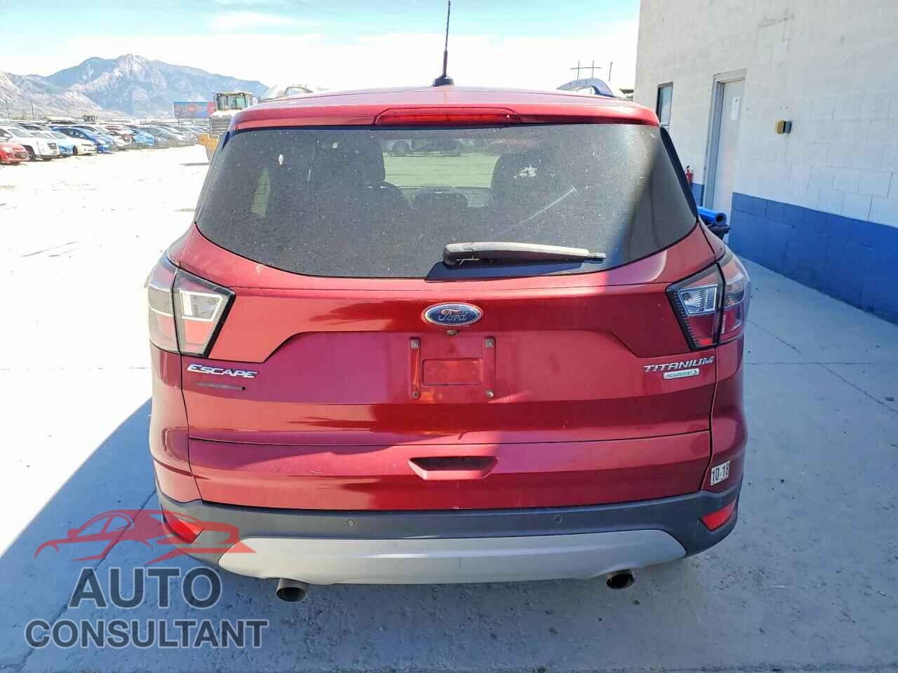 FORD ESCAPE 2017 - 1FMCU0J97HUB83279