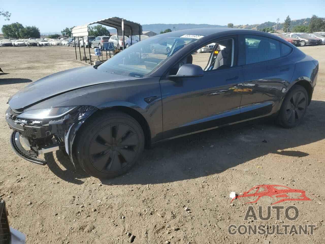 TESLA MODEL 3 2025 - 5YJ3E1EA4SF978477