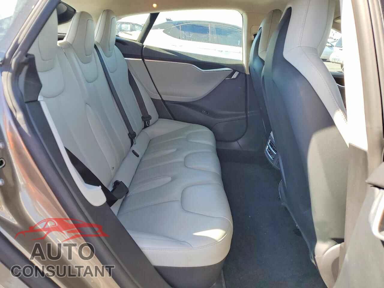 TESLA MODEL S 2015 - 5YJSA1H2XFF097249