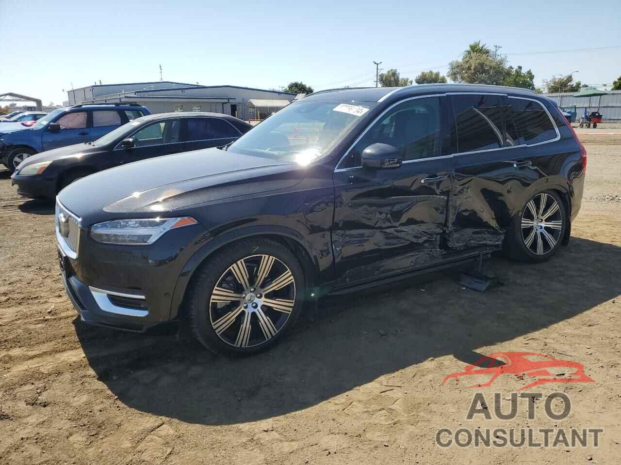 VOLVO XC90 T8 RE 2022 - YV4H600L2N1827170