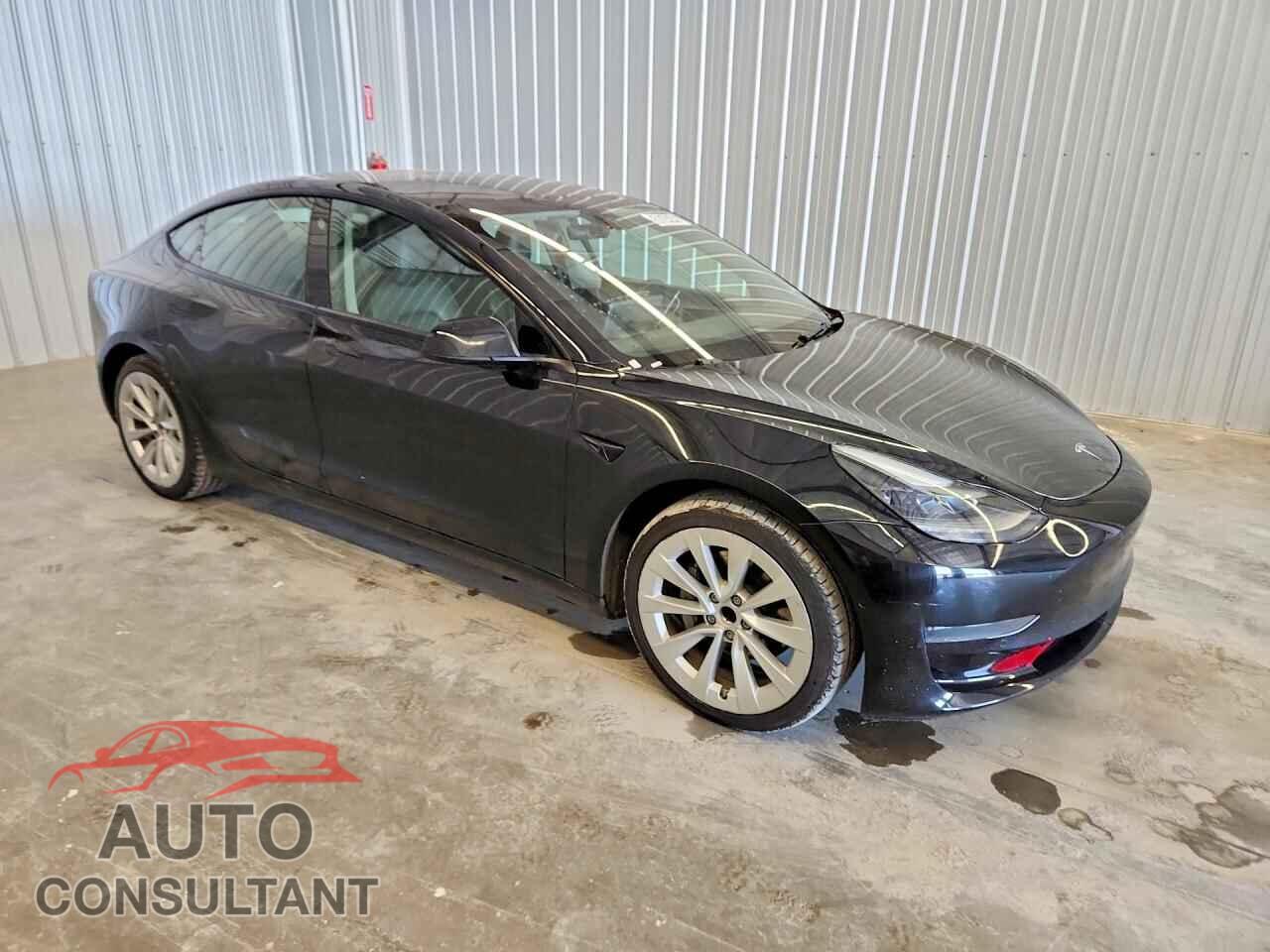 TESLA MODEL 3 2022 - 5YJ3E1EA8NF288400