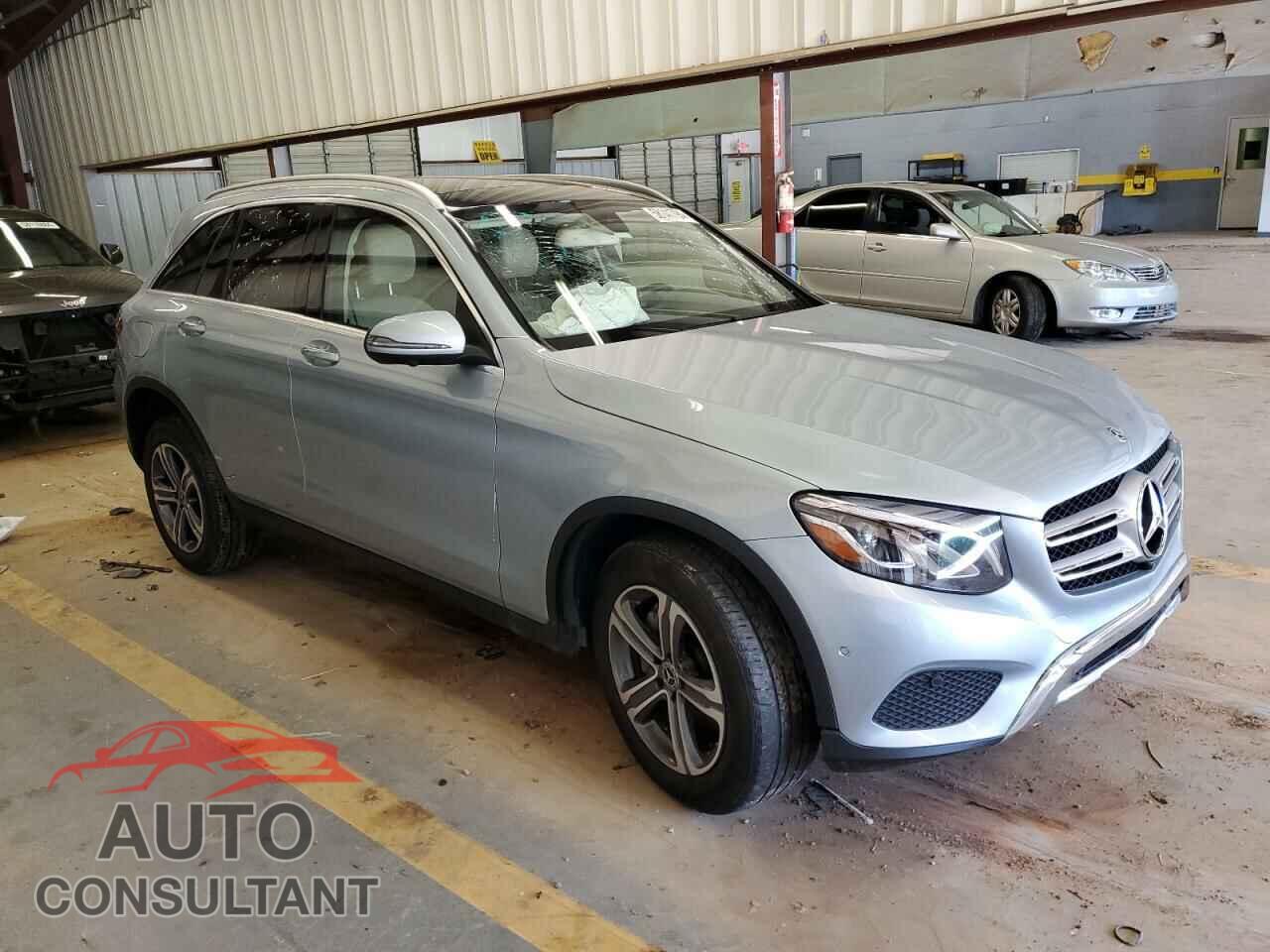 MERCEDES-BENZ GLC-CLASS 2018 - WDC0G4KB4JV092052