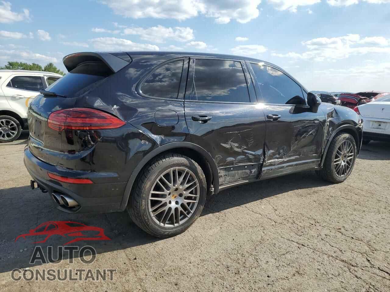 PORSCHE CAYENNE 2017 - WP1AB2A22HLA50675