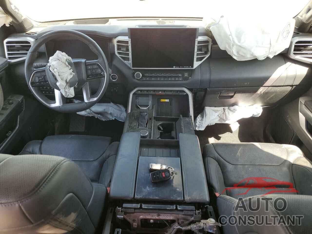 TOYOTA TUNDRA 2022 - 5TFNA5DB3NX036937