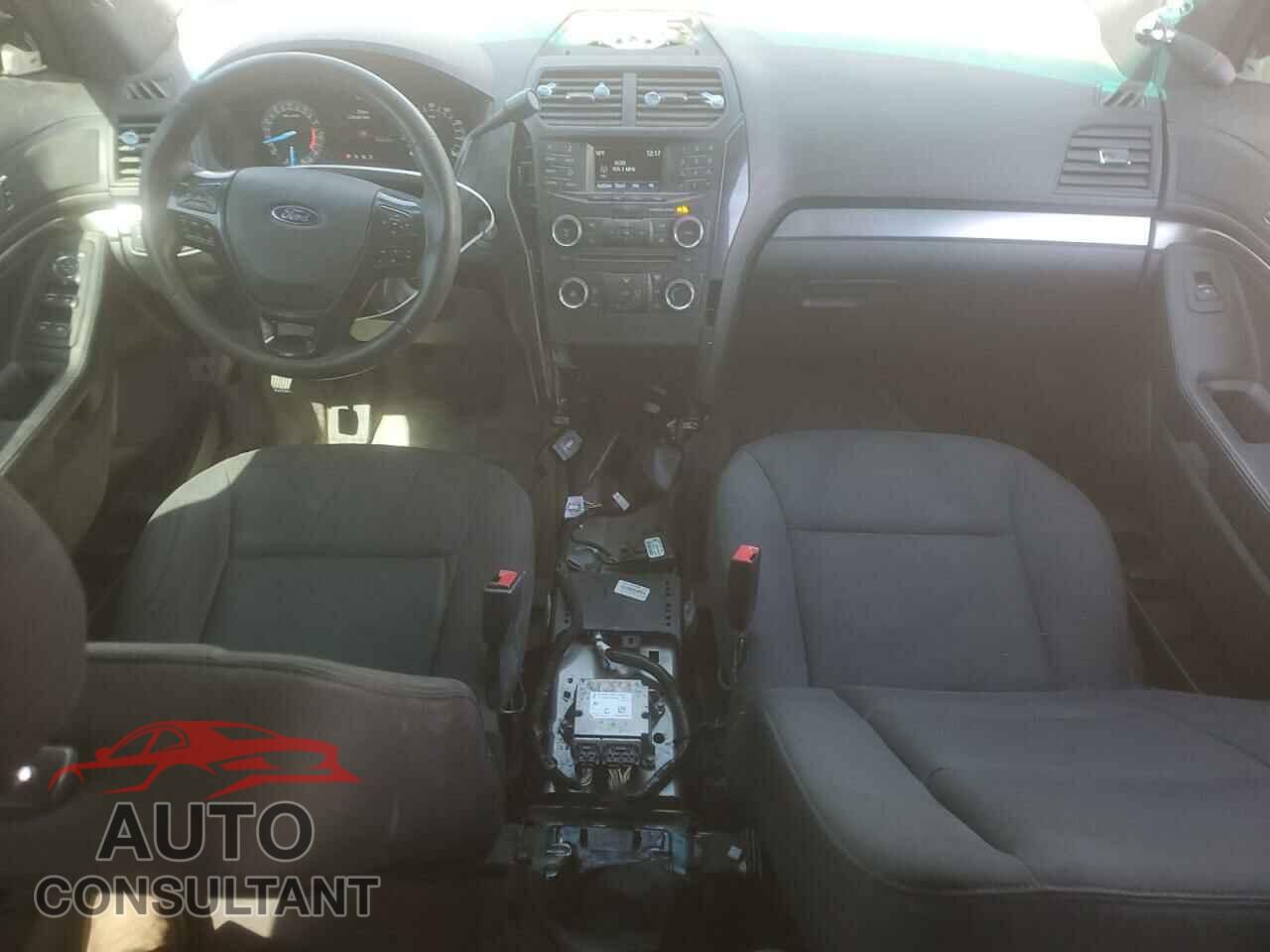 FORD EXPLORER 2018 - 1FM5K8AR1JGB34032