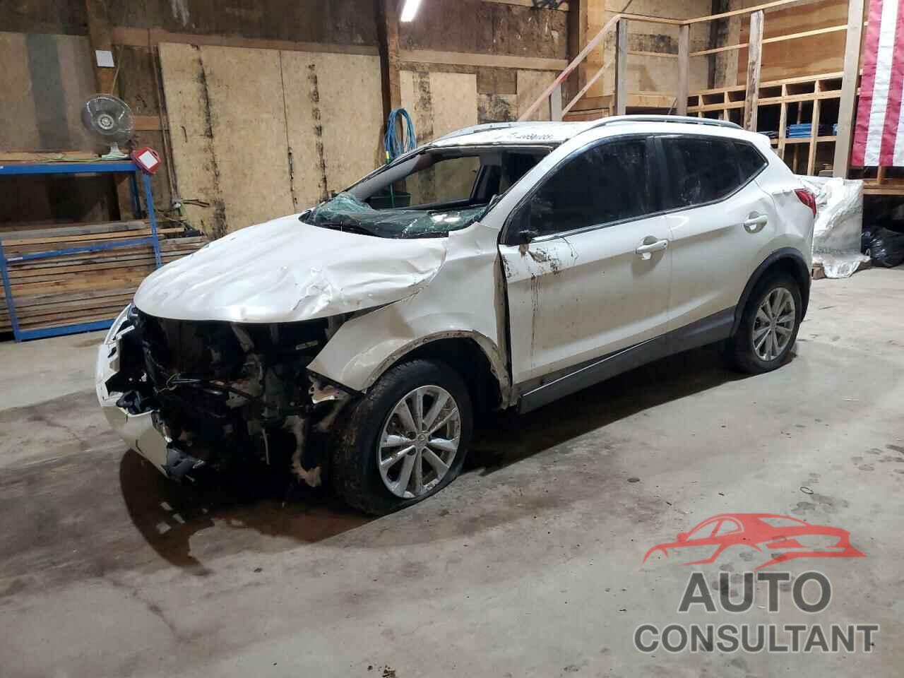 NISSAN ROGUE 2017 - JN1BJ1CP1HW002288