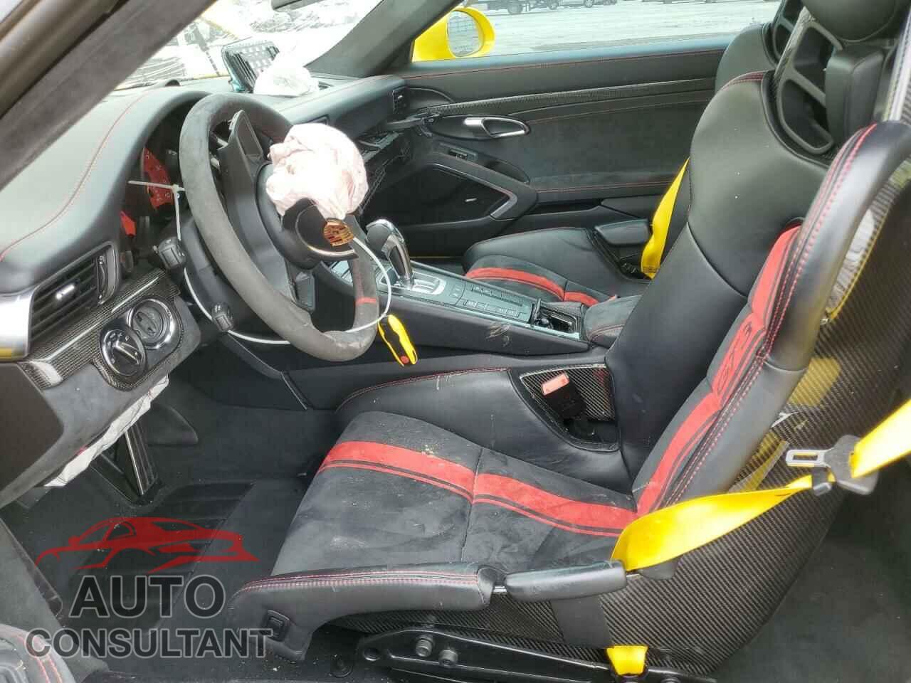 PORSCHE 911 2018 - WP0AC2A97JS174884
