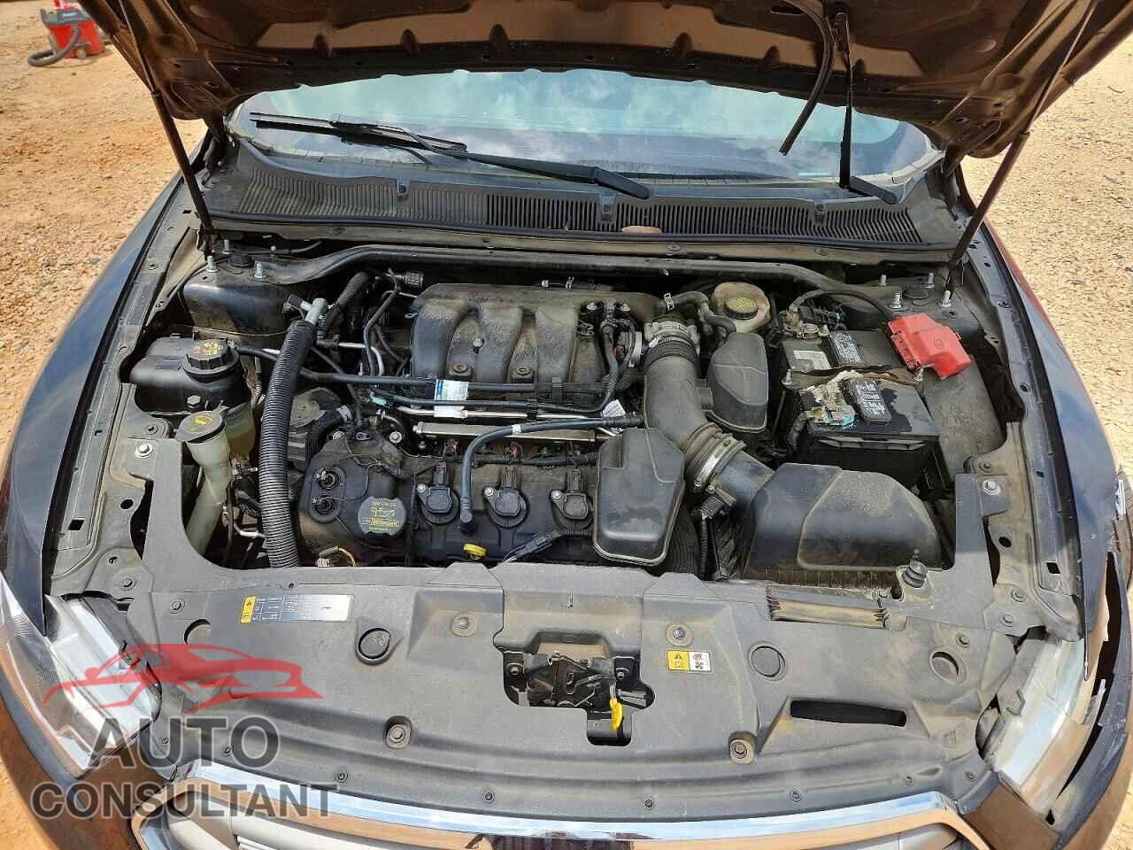 FORD TAURUS 2013 - 1FAHP2E82DG176544
