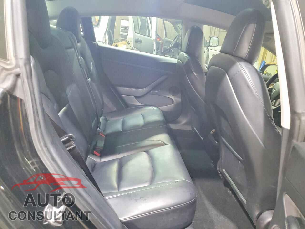 TESLA MODEL 3 2021 - 5YJ3E1EB2MF965559