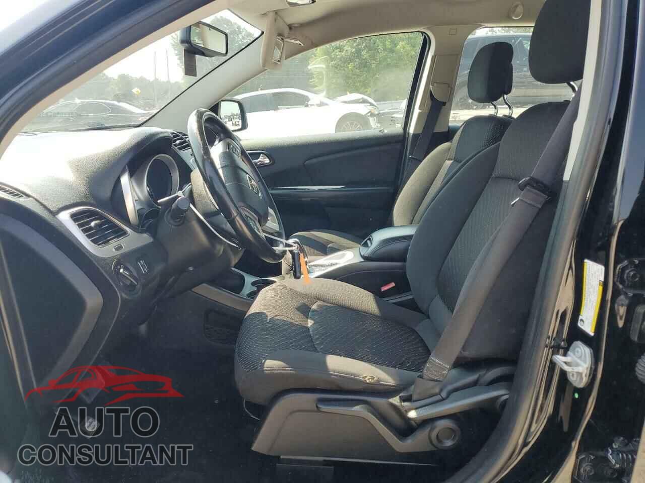 DODGE JOURNEY 2015 - 3C4PDCAB5FT692224