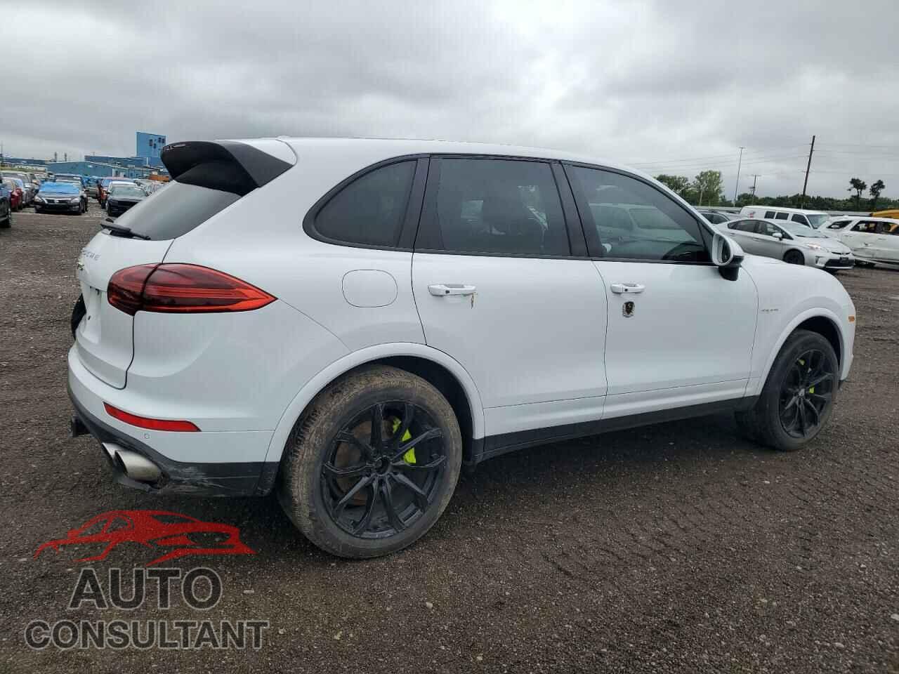 PORSCHE CAYENNE 2017 - WP1AE2A2XHLA71216