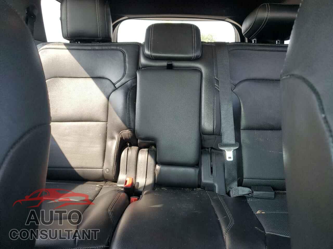 FORD EXPLORER 2018 - 1FM5K8F82JGB57691