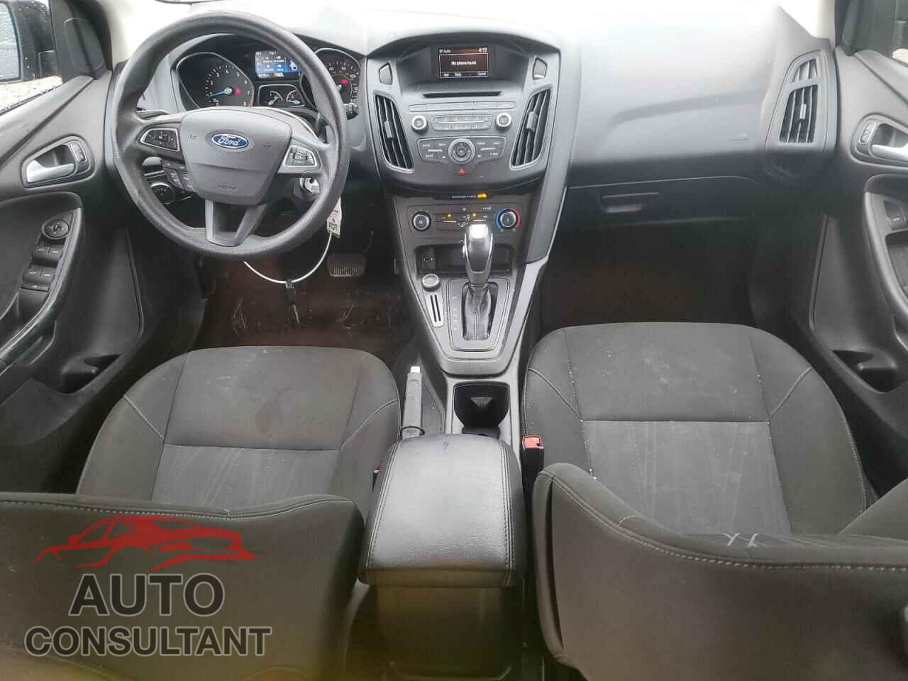 FORD FOCUS 2015 - 1FADP3K2XFL228405