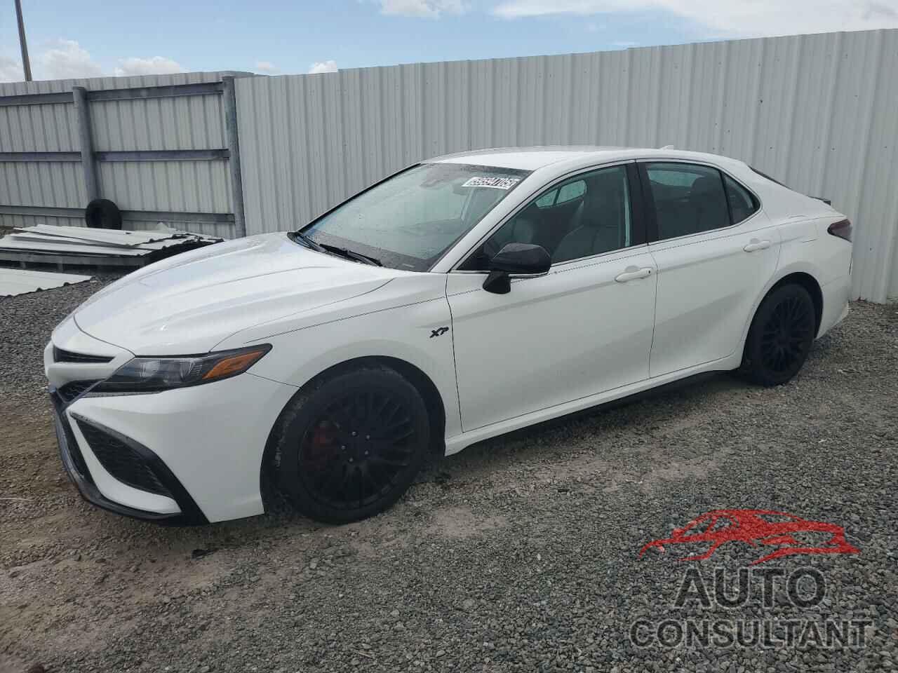 TOYOTA CAMRY 2022 - 4T1G11AK7NU048835