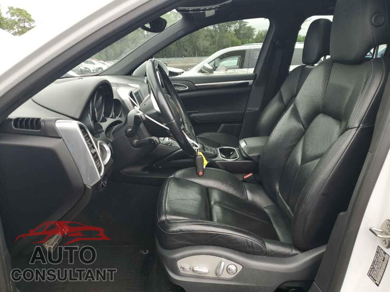 PORSCHE CAYENNE 2017 - WP1AE2A2XHLA71216