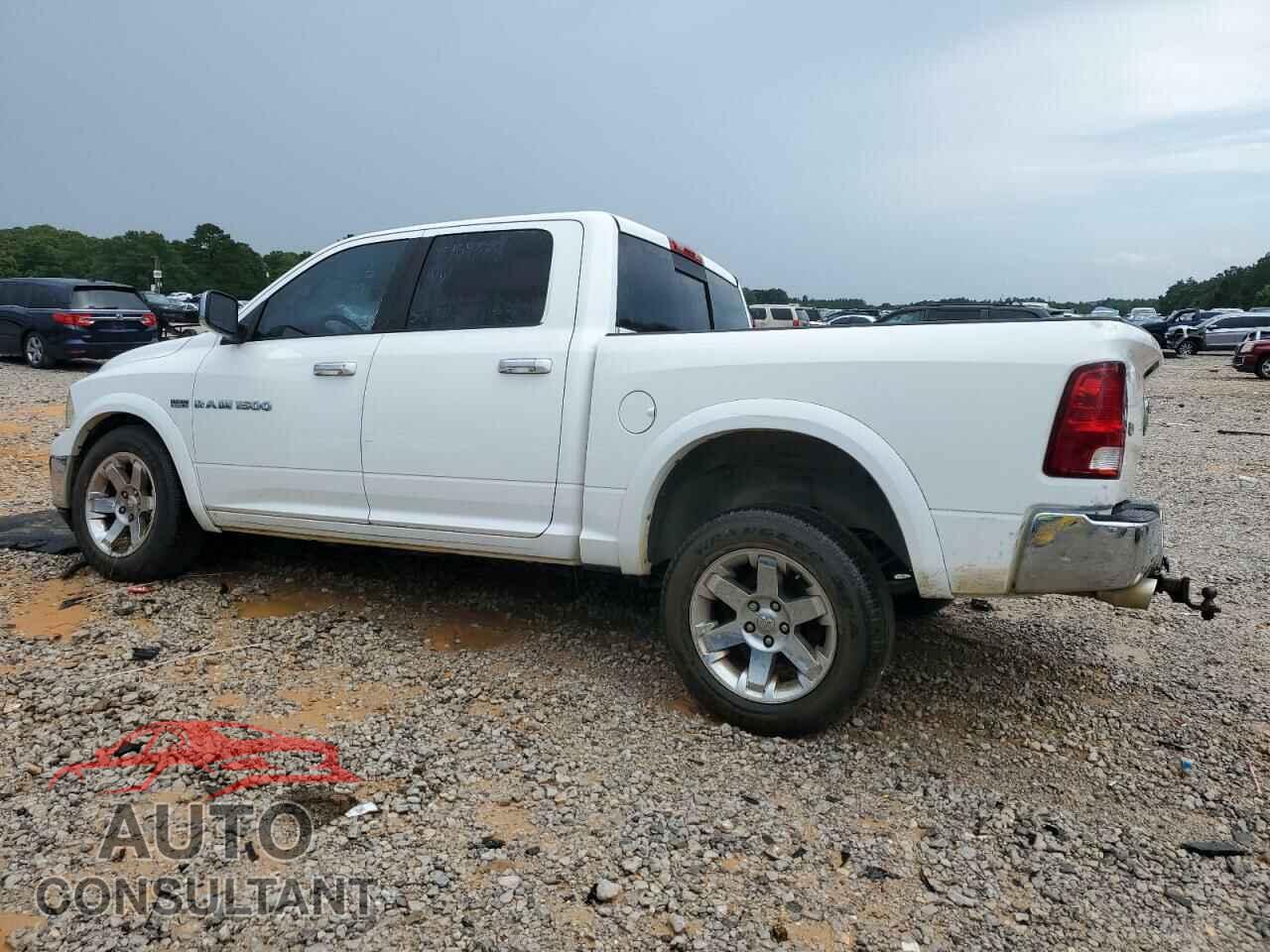 DODGE RAM 1500 2012 - 1C6RD7NT5CS328389