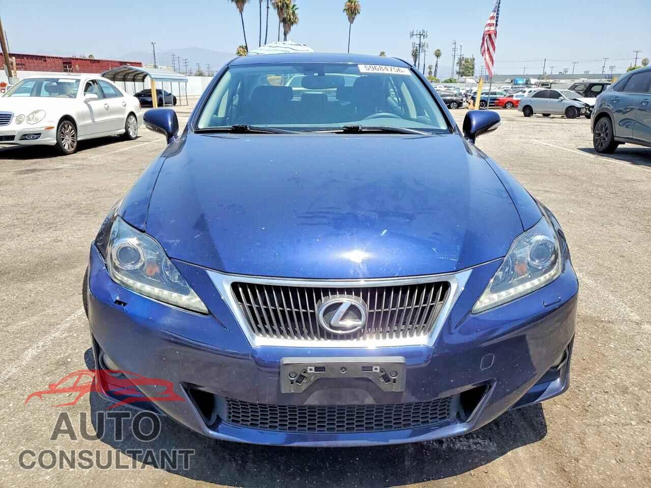 LEXUS IS 2012 - JTHBE5C25C5028645