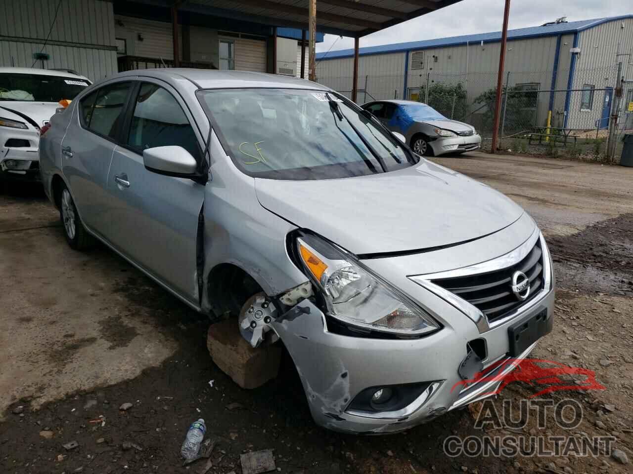 NISSAN VERSA 2018 - 3N1CN7AP5JL878419