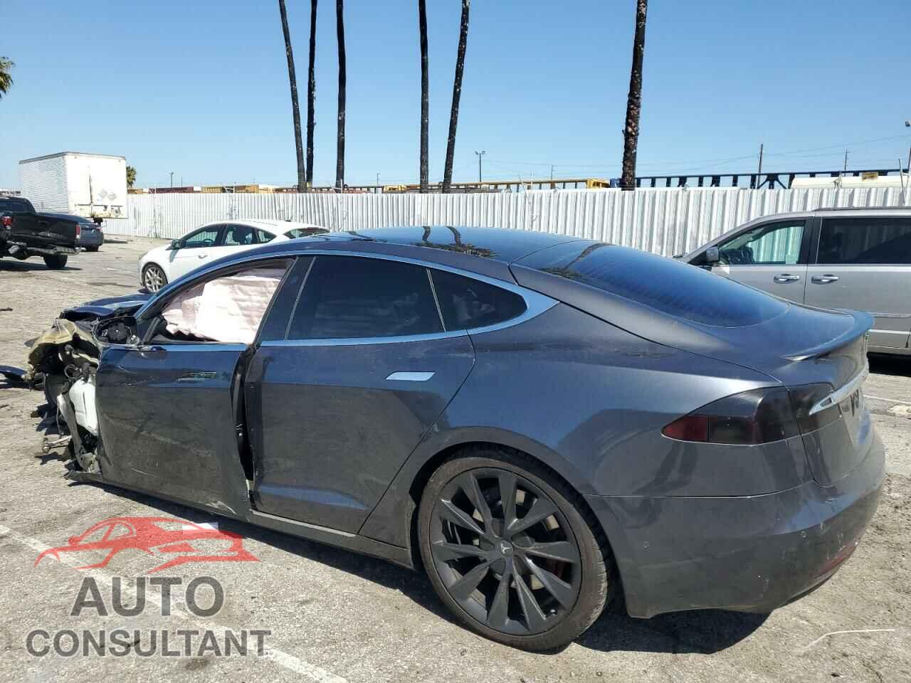 TESLA MODEL S 2019 - 5YJSA1E4XKF302097