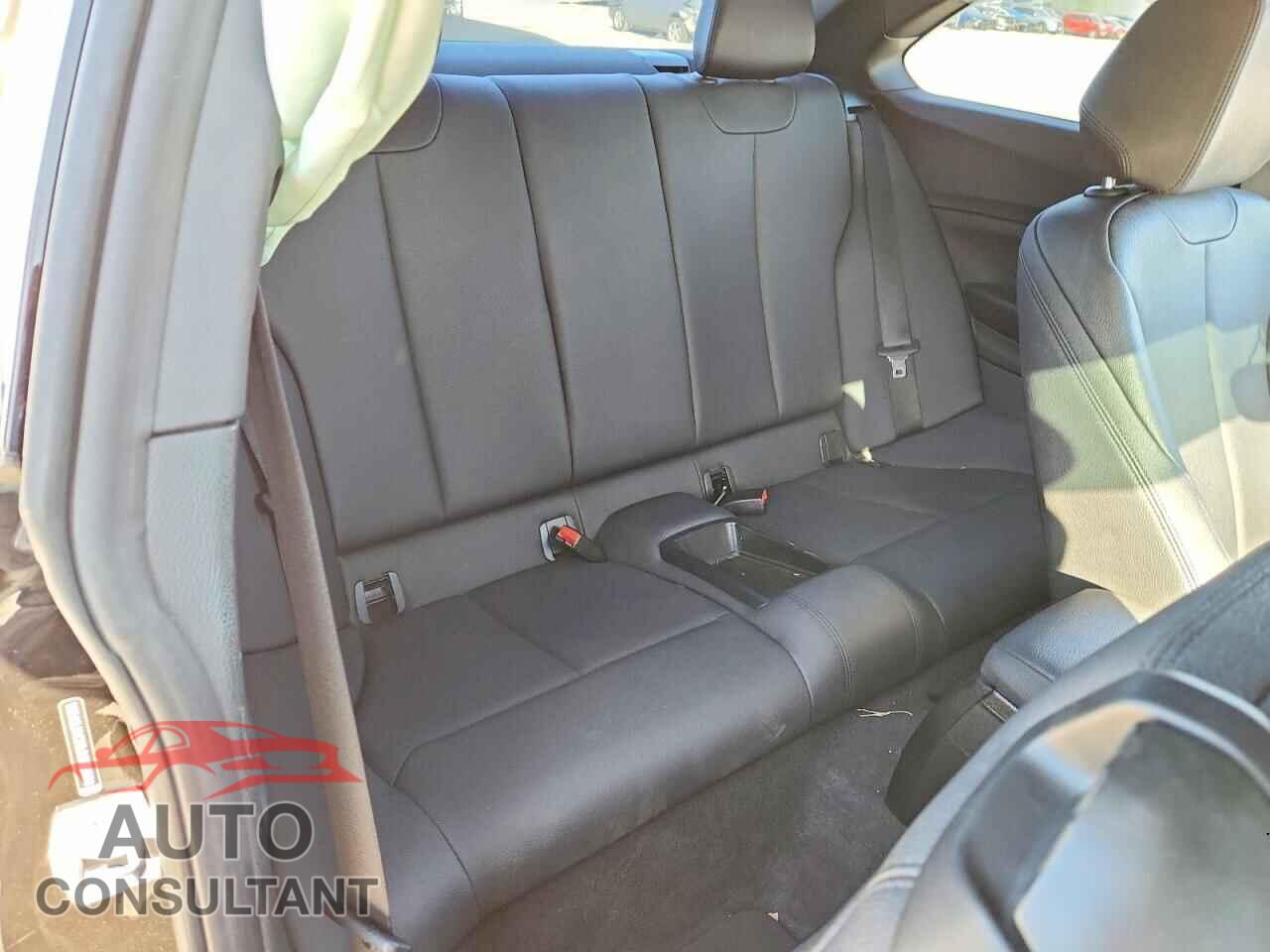 BMW 2 SERIES 2018 - WBA2J1C52JVD09251