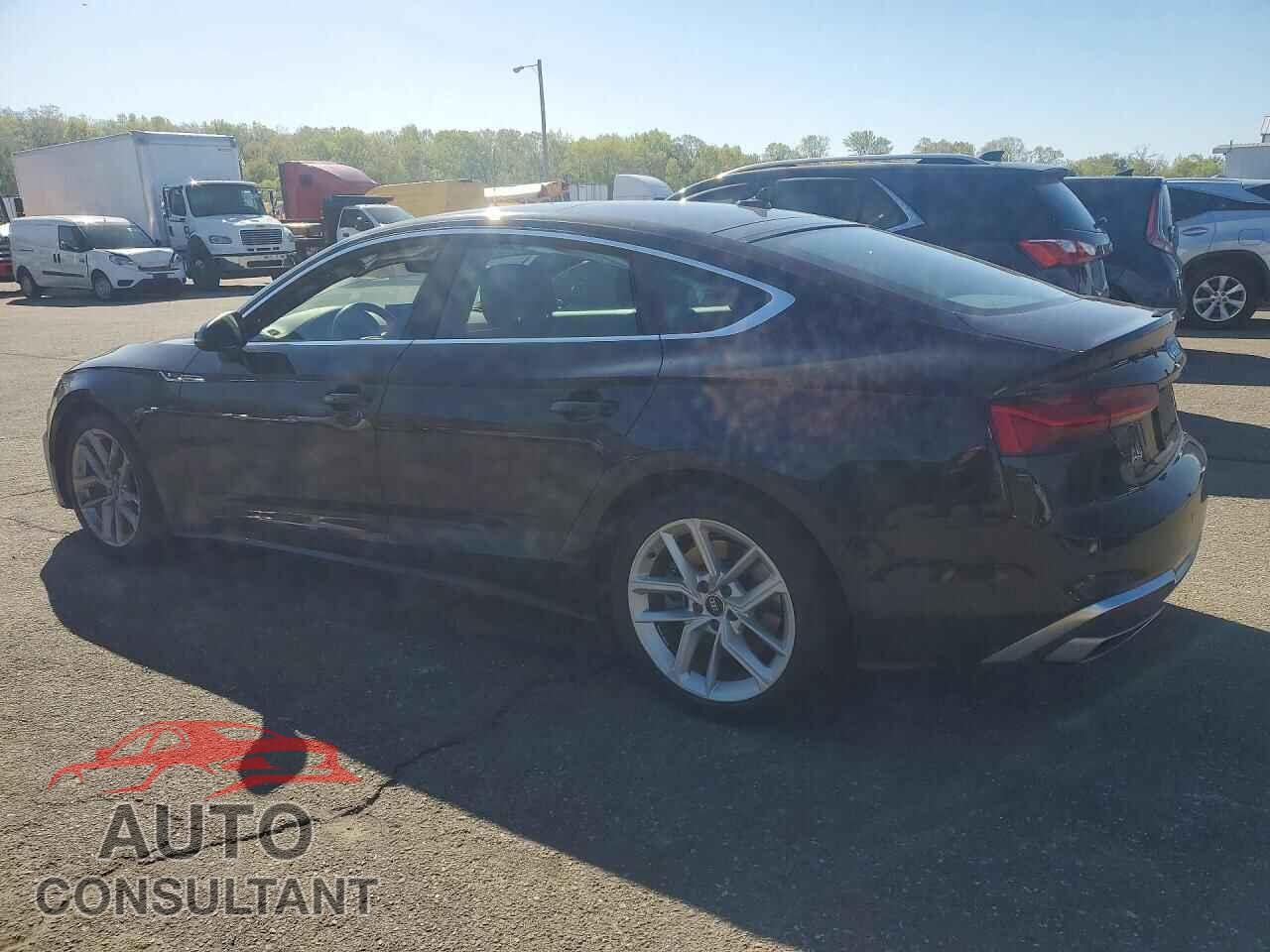 AUDI A5 2024 - WAUFACF56RA052135