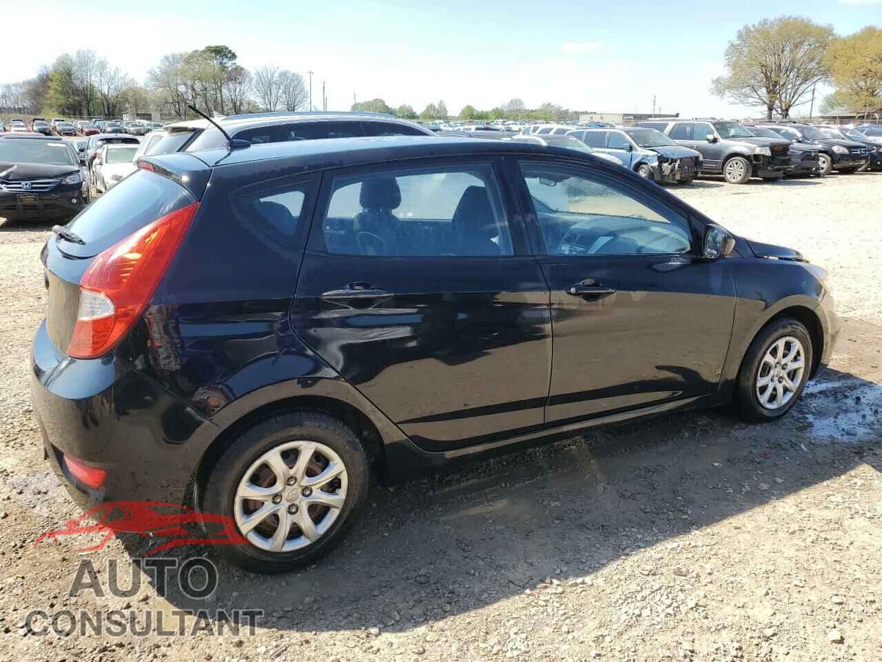 HYUNDAI ACCENT 2013 - KMHCT5AEXDU106848